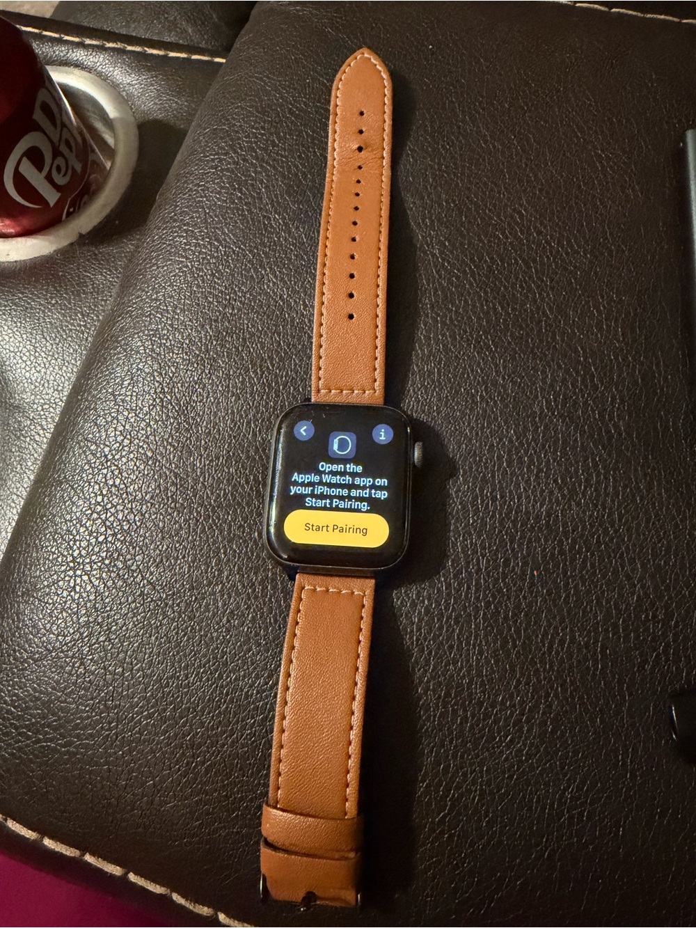 Apple Watch 44mm SE with Brown Leather Strap